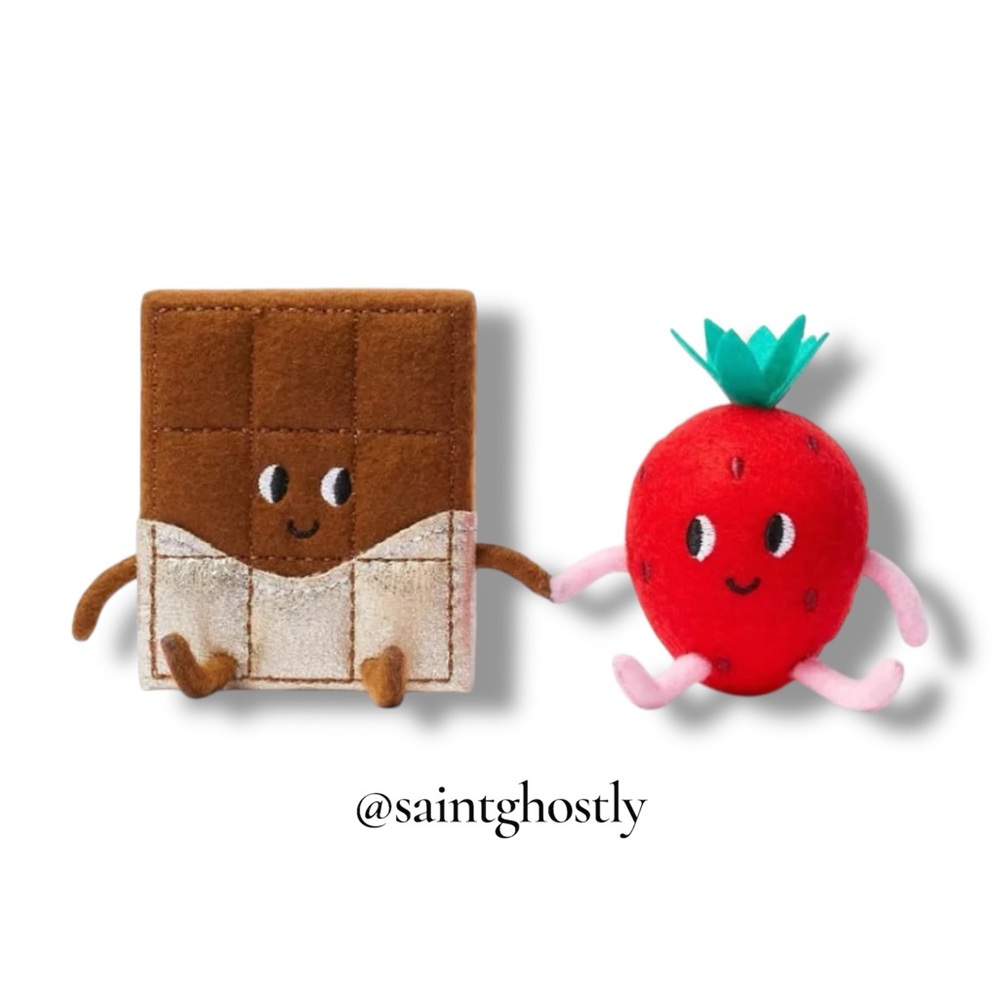 Valentine Figural Duo Chocolate & Strawberry